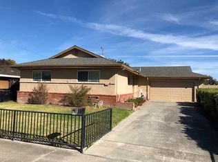 2169 Hoover Dr, Santa Clara, CA 95051