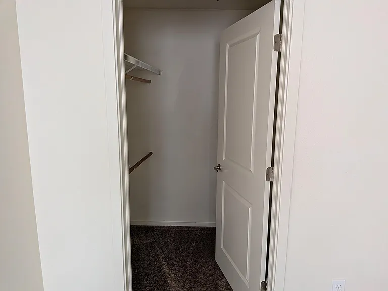 Summerhill Apartments — Photo 13