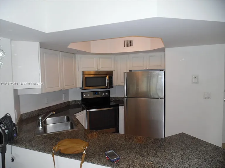 8911 Collins Ave #1102 — Photo 5