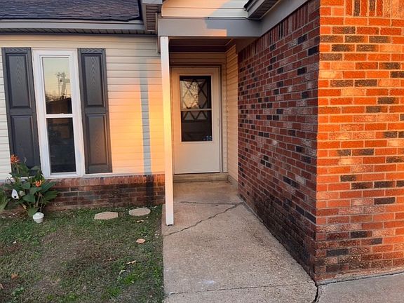 3rd image of 6468 Chickasaw Dr