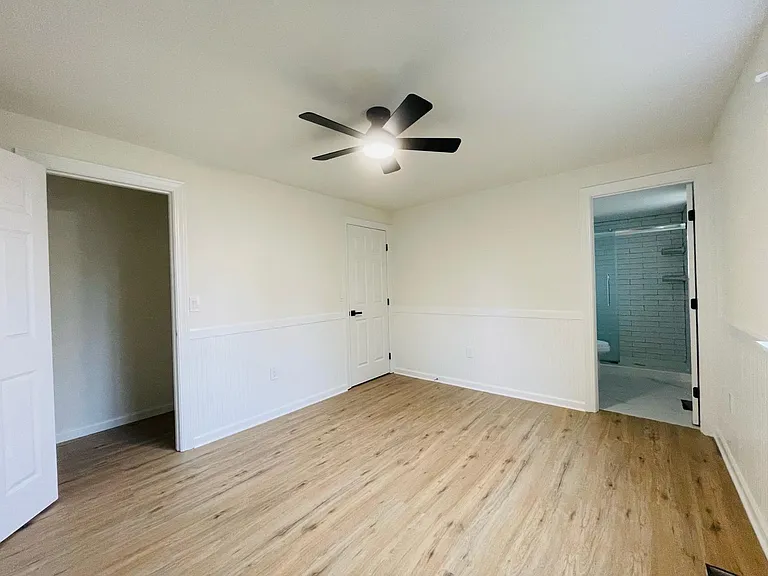 2201 Virginia Ct — Photo 5