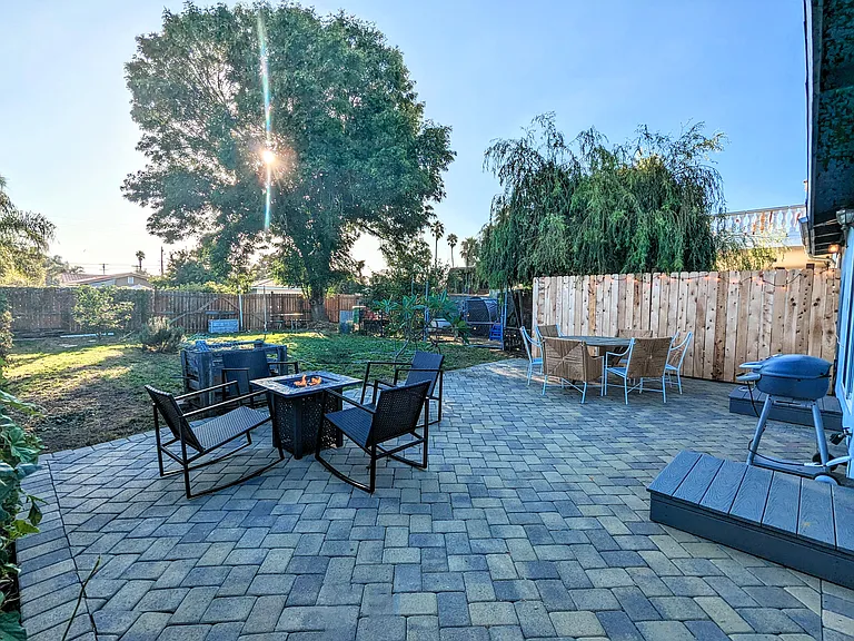 307 Holly St — Photo 3