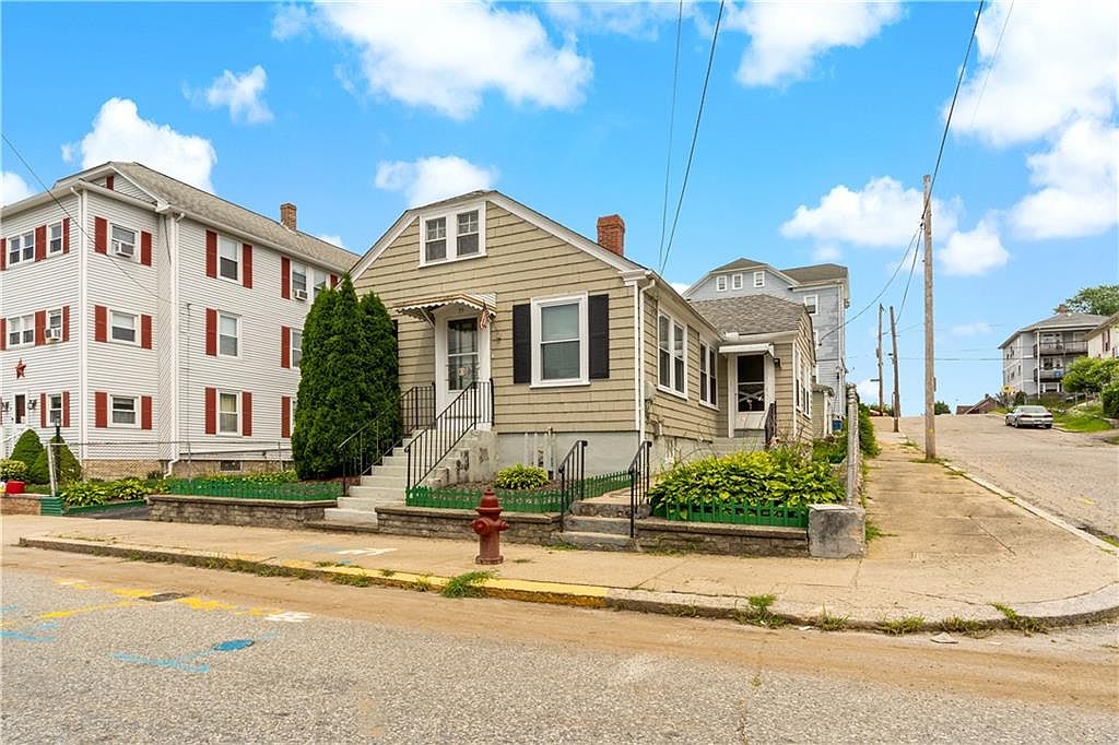 55 6th Ave, Woonsocket, RI 02895 MLS 1340606 Zillow