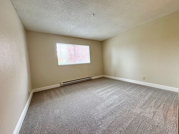 3rd image of 90 Lund Ave APT 214