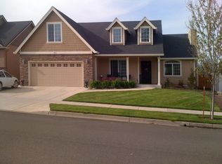 1803 NE Lucy Belle St, McMinnville, OR 97128
