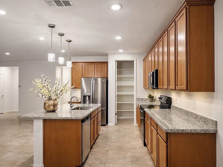 10040 E Tiburon Ave — Photo 7