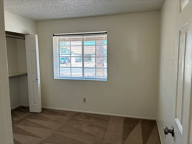 5637 W Yucca St — Photo 26