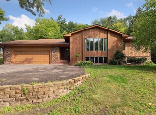 211 W Kraft Rd, West Saint Paul, MN 55118