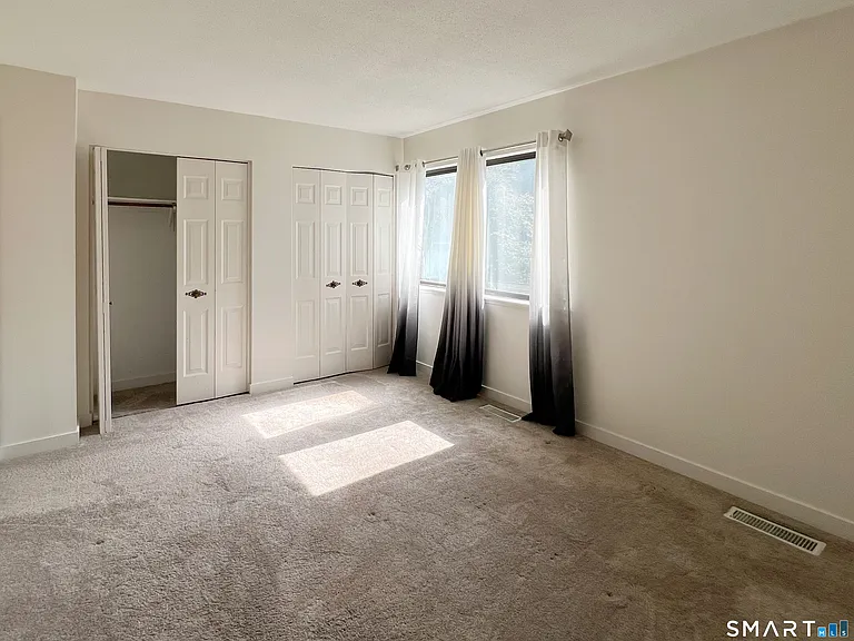 95 Farmington Chase Cres #95 — Photo 10