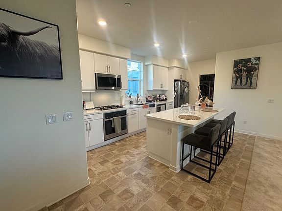 5th image of 8237 Garden Park St