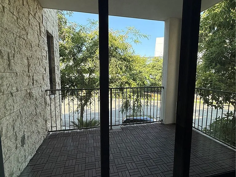 5907 S Westlawn Ave — Photo 20