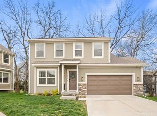 12504 Charlotte St, Kansas City, MO 64146