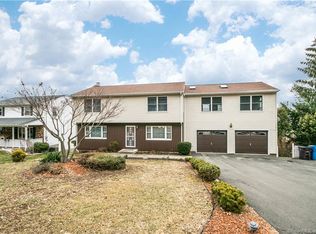 27 Erik Ct, New Britain, CT 06053