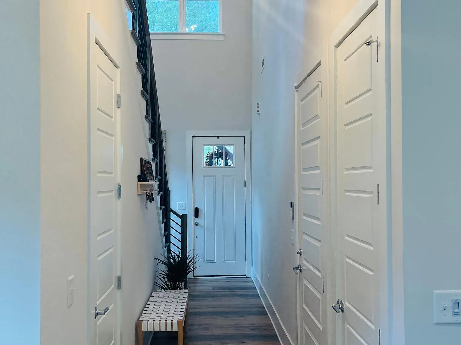 3 bed, 1787 sqft, $3,650 — Photo 1