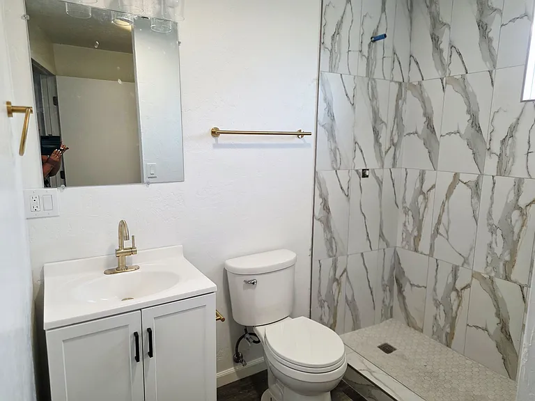 12932 W Tara Ln — Photo 24