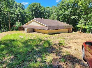 1600 Red Top Hill Rd, Buchanan, TN 38222
