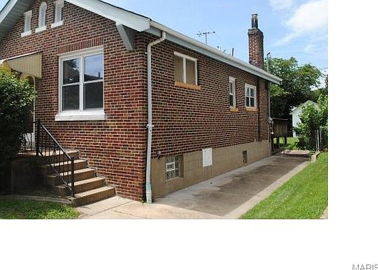 3rd image of 6727 Parkwood Pl