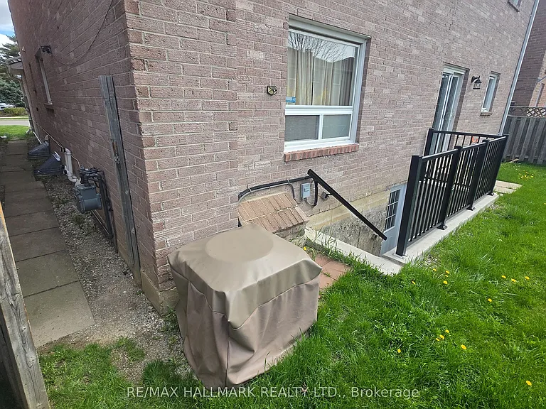 40 Brookmill Dr #LOWER LEVEL — Photo 7