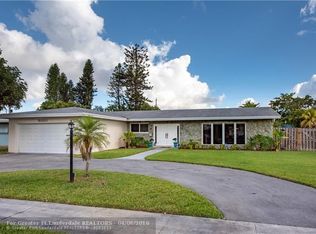 5001 Van Buren St, Hollywood, FL 33021