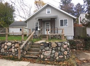 1611 Lansing Ave, Lansing, MI 48915