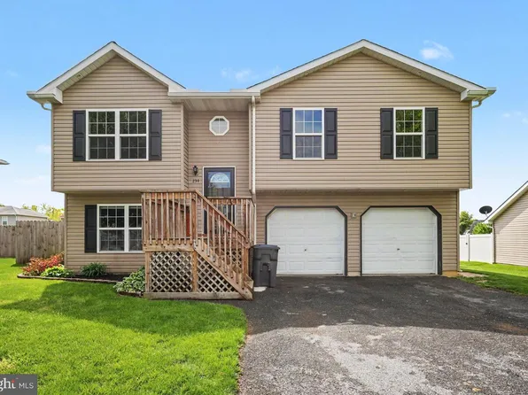 239 Cypress St, Bainbridge, PA 17502