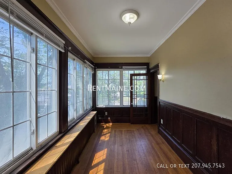 7 Central Ave — Photo 4