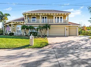 1 Point View Pl, Cocoa, FL 32926