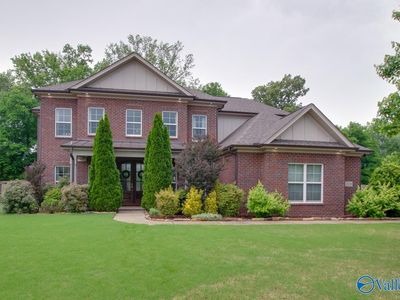 2800 Natures Cove Dr, Owens Cross Roads, AL, 35763