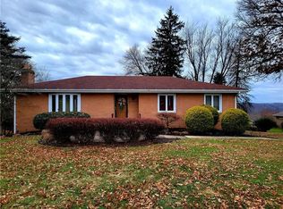 676 Davidson Dr, Rochester, PA 15074