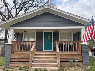 200 E Whittier St, Claycomo, MO 64119