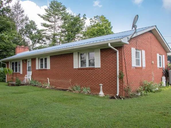 863 V I Ranch Rd, Bristol, TN 37620