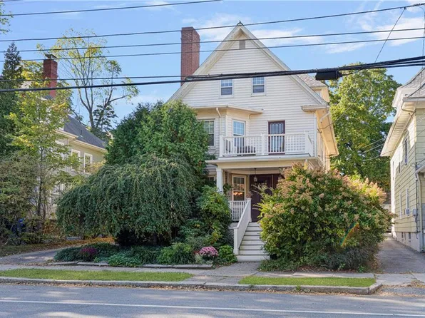 610 Hope St, Providence, RI 02906