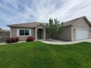 1506 Desert Springs Ave, Richland, WA 99352