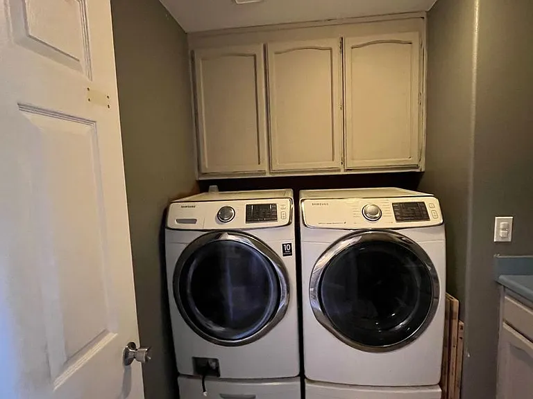 8957 Knobhill Cir — Photo 18