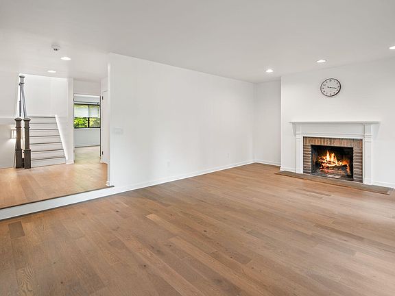 4th image of 289 New Norwalk Rd #5