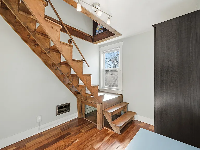 1424 Macon Ave — Photo 20