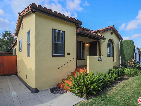 3rd image of 3030 La Clede Ave
