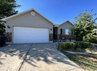 2157 W 2175 N, Clinton, UT 84015