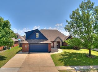 8819 N 143rd Ave E, Owasso, OK 74055