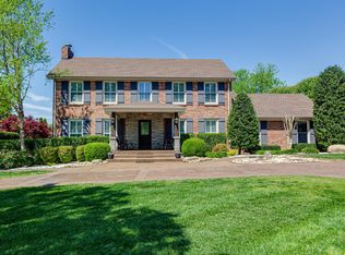 2800 Cages Bend Rd, Gallatin, TN 37066