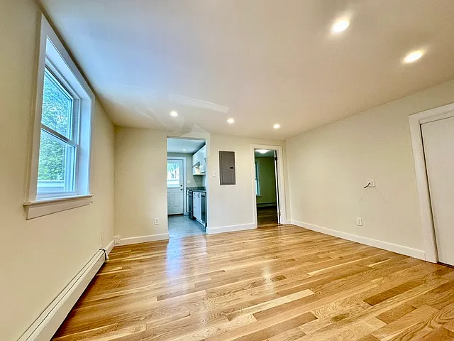144 Robbins St #1 — Photo 8