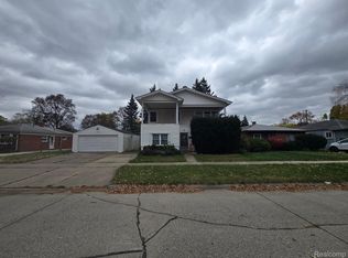 4685 Gertrude St, Dearborn Heights, MI 48125