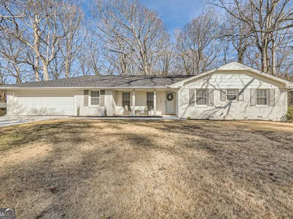 3696 Winbrooke Ln, Tucker, GA 30084