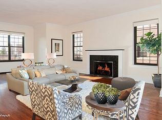 425 W 23rd St, New York, NY 10011