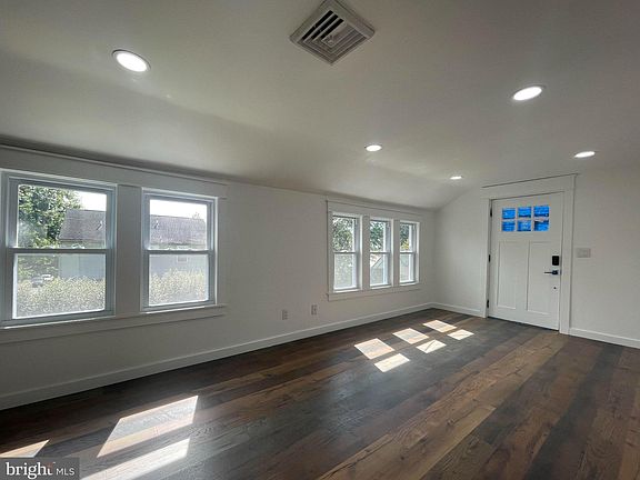 4th image of 250 Lenni Rd