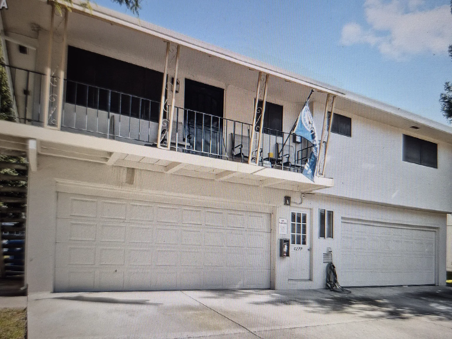 2 bed, 840 sqft, $1,600 — Photo 1