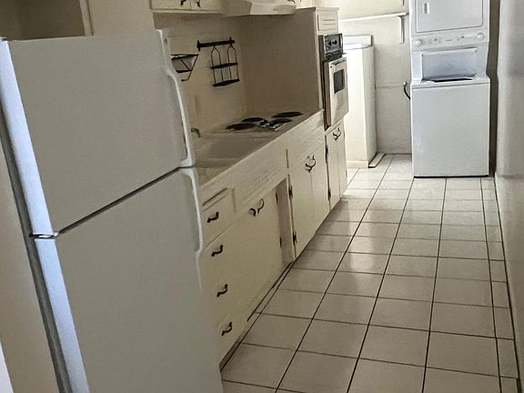 5th image of 33 N Horne #33