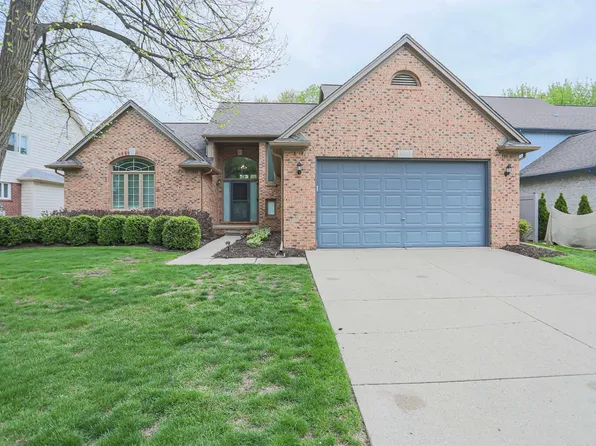 6740 Redford Cir, Troy, MI 48085