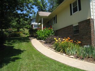 925 Kennington Hills Dr, Hixson, TN 37343