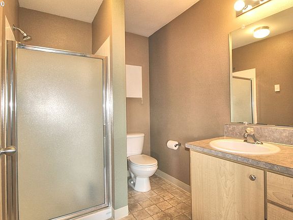 3rd image of 14609 NE 20th Ave